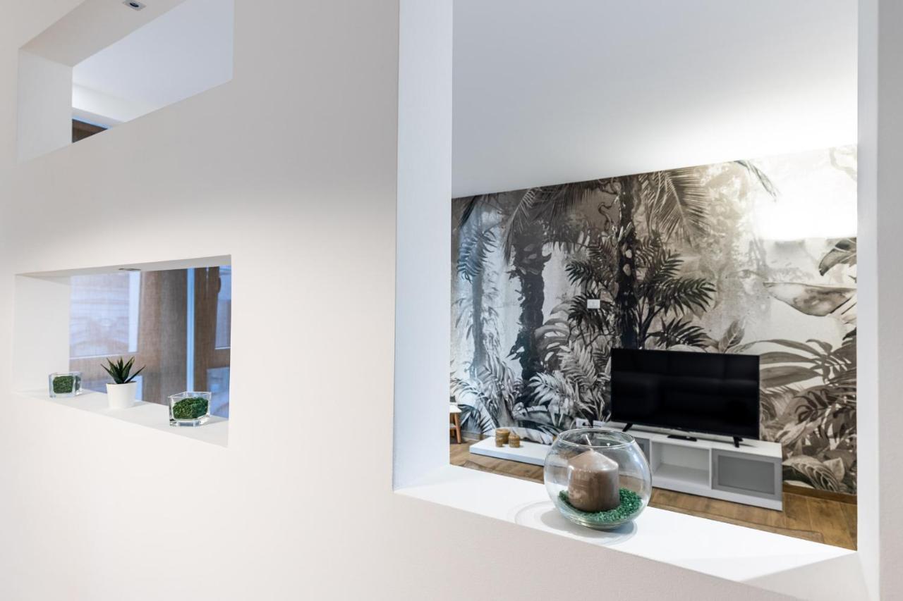 Appartement Solemar Sicilia - Palazzo Quaroni à Palerme Extérieur photo